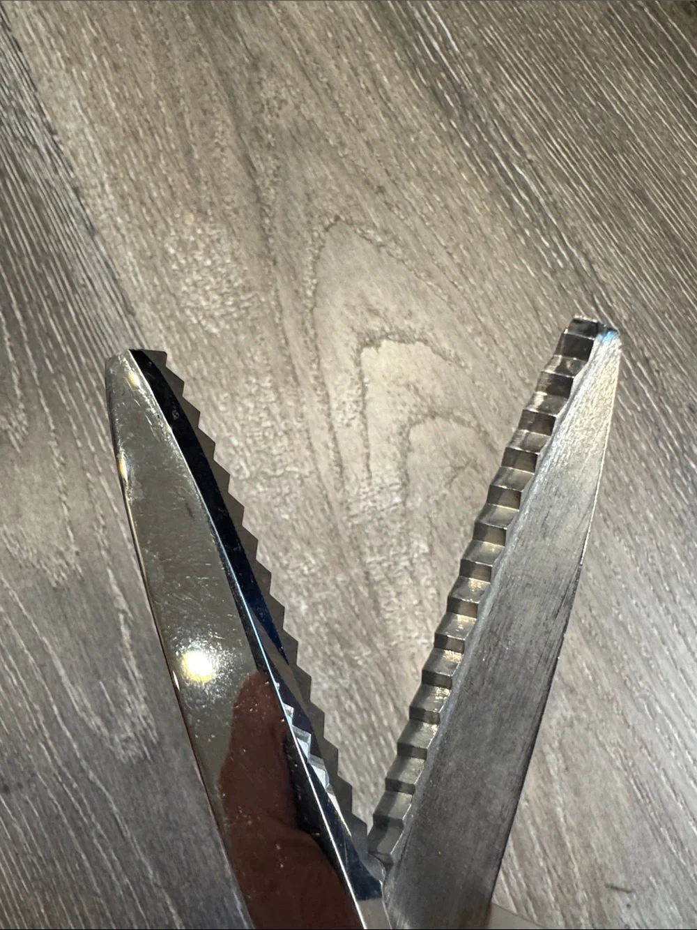 vintage Wiss CB7 pinking shears made in the U.S.A..
